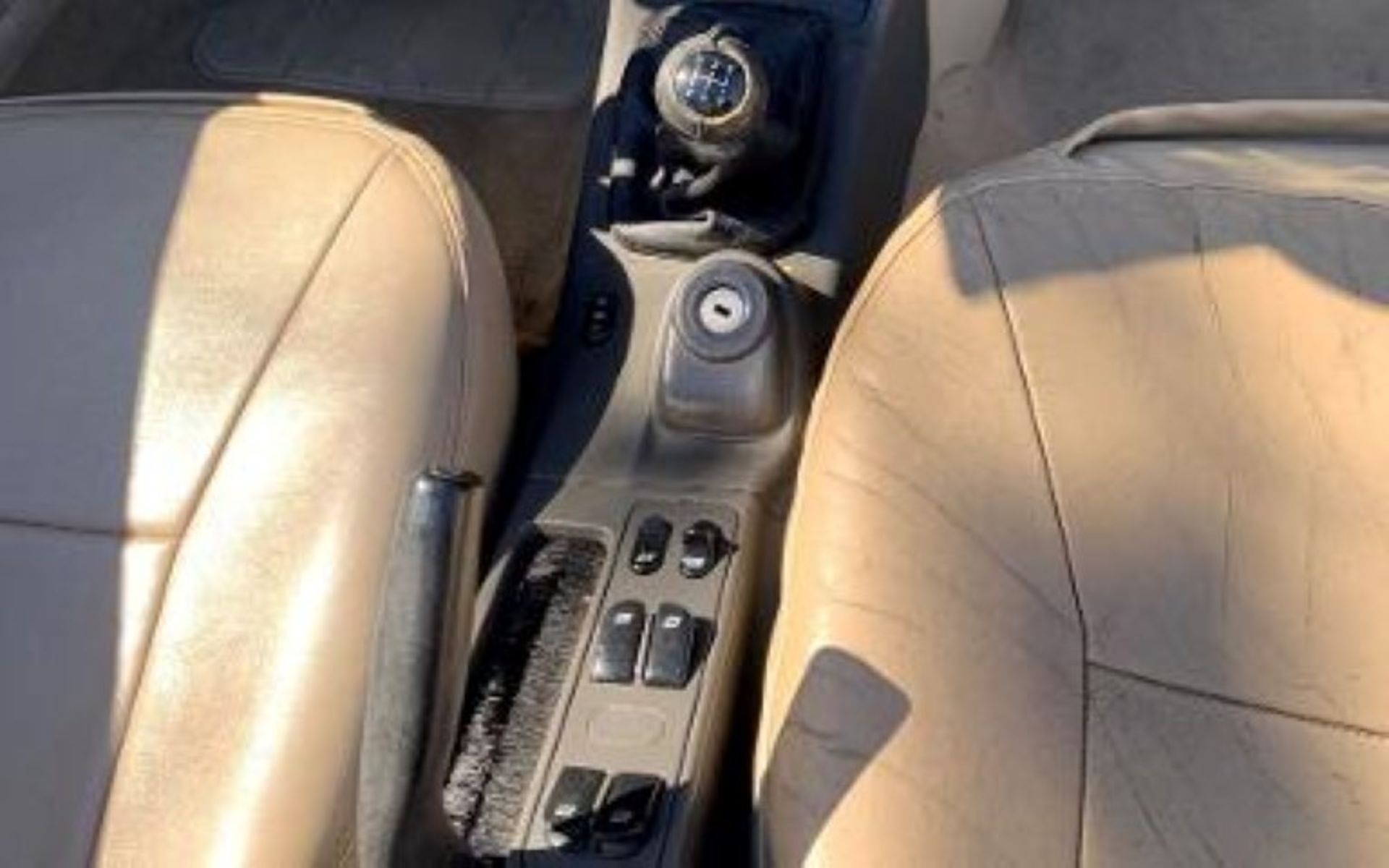1999 Saab 9.3 Convertible VIN: YS3DF75N4X7003815 Odometer States: 85225 Col - Image 9 of 19
