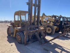 Clark Chu160b Forklift Clark CHU160B Forklift VIN/SN: 167606964 Hours: 6984
