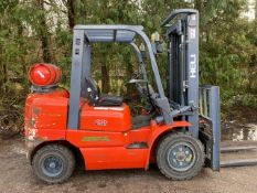 Heli 3.5 tonne gas forklift