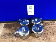Set of tea pots