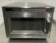 Panasonic NE1856 Commercial microwave Oven