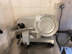 Meat slicer
