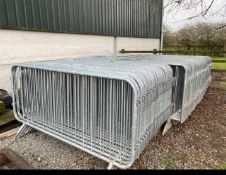 Interlocking Crown control barriers x 10