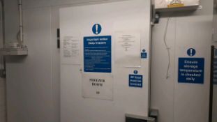 Walk-in freezer room