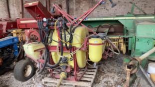 Hardi liftmounted sprayer