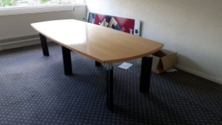 Meeting table