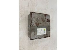 Cooling system tester in metal case