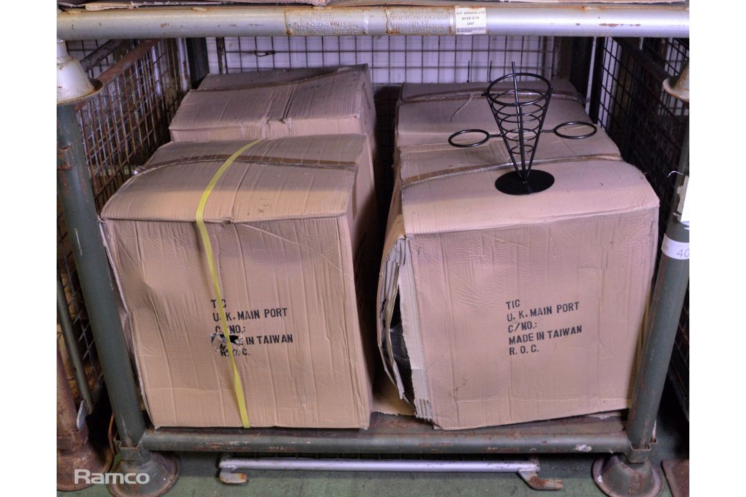 96x Black Metal Food Baskets - Image 1 of 2