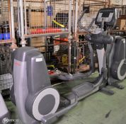 LIfe Fitness 95x Elliptical cross trainer