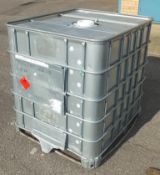1000LTR IBC Storage tank in frame - W 1200mm x D 1000mm x H 1170mm