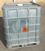 1000LTR IBC Storage tank in frame - W 1200mm x D 1000mm x H 1170mm