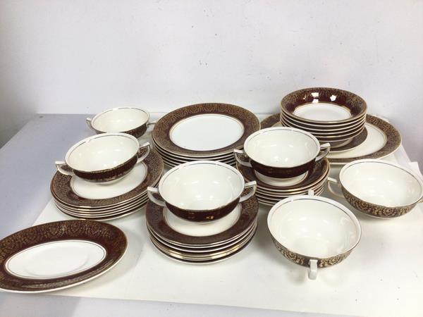 A Crownford dinner service including six plates (23cm), six soup bowls with saucers, six bowls,