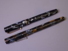 SWAN MABIE TODD - Vintage (1940s) Blue and Black Marble Swan Mabie Todd 6242 Self Filler fountain