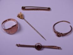 VICTORIAN & LATER 9CT GOLD JEWELLERY, five items to include a misshapen shank signet ring size Q,