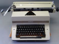 IMPERIAL VINTAGE TYPEWRITER