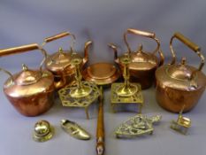 FOUR VICTORIAN COPPER KETTLES with acorn lid knops, vintage brassware and a long-handled copper