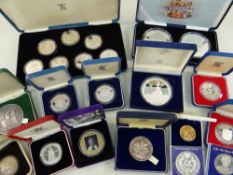 ASSORTED BOXED COMMEMORATIVE SILVER COINS comprising Queen Mother 1980 80th birthday collection,