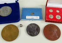 ASSORTED COLLECTABLE COINS & MEDALS comprising widow's mite coin, Siam Mongkut Dynasty bullet