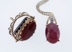 9CT GOLD JEWELLERY comprising 9ct gold pendant set with diamond chips and pink stone cabochon on 9ct