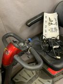 APEX RAPID MOBILITY SCOOTER and a set of Hailo aluminium extending ladders, the scooter appearing