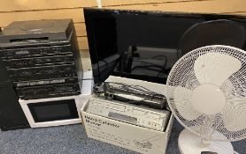 HOME ELECTRICS - Samsung 40inch flatscreen tv with remote control, Sky HD box, DVD/VHS Combi,