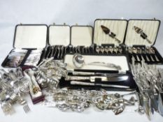 EPNS CASED & LOOSE KINGS PATTERN CUTLERY - a large quantity
