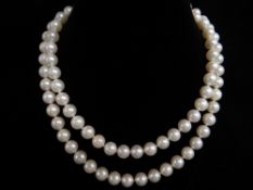 CULTURED PEARL SINGLE STRAND NECKLACE, with 14ct diamond clasp, pearls approximately 7mms