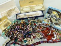 ASSORTED COSTUME JEWELLERY, including beaded necklaces and brooches