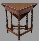 VINTAGE CARVED OAK SINGLE FLAP GATE LEG SIDE TABLE on turned and block supports with turned front