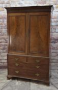 GIII MAHOGANY LINEN PRESS, Carvetto cornice, flame veneered panelled doors enclosing sliding