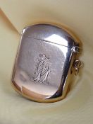 GEORGE V 9CT GOLD VESTA CASE, of rectangular 'D-end' shape, engraved with initials 'D L', Birmingham