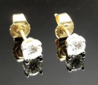 PAIR OF 18CT GOLD DIAMOND STUD EARRINGS, 0.7-0.75cts overall approx. (visual estimate), in square bl