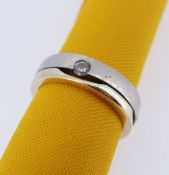14K WHITE & YELLOW GOLD MODERNIST RING, set with three diamonds, ring size U, 11.4gms