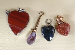 ASSORTED JEWELLERY comprising heart shaped agate set cigar cutter pendant, two further heart