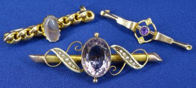 BAR BROOCHES (3) - 9ct, 15ct and another, total 11.5grms