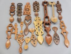 CARVED WOODEN WELSH LOVE SPOONS (17) - a nice quality modern collection