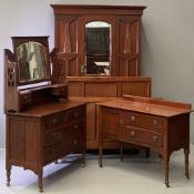 CIRCA 1900 THREE PIECE MAHOGANY BEDROOM SUITE comprising single mirrored door wardrobe with carved