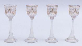 Vier kleine Likörgläser Böhmen,