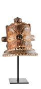 Helm-Maske (Giphogo oder Kipoko) der Ost-Pende