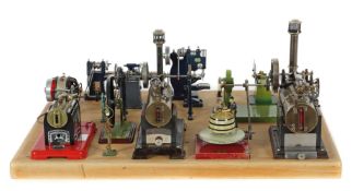 Dampfmaschinen-Werkstatt Auf Sockel