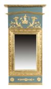 Klassizistischer Trumeauspiegel um