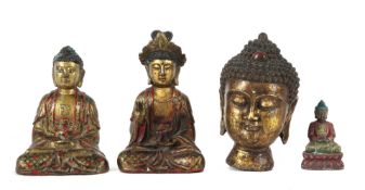 3 sitzende Buddhastatuen und 1 Buddha