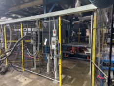 Wire Mesh Safety Cage with Gate