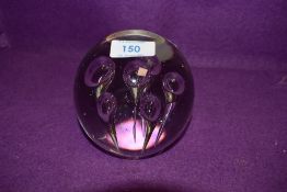 A large glass dump having control bubble inner