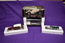 Two Franklin Mint 1:18 scale diecasts, 1907 Rolls Royce Silver Ghost with display case and 1930