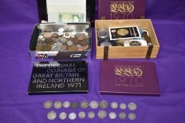 A UK coin collection including three year sets 1970 x2 & 1971, uncirculated £1, along with world