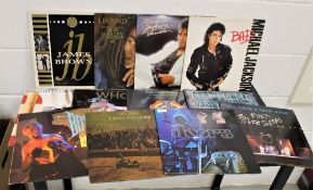 A lot of twelve mixed albums , some nice titles here - good online / dealer stock here