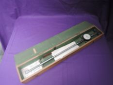 An Egerton Chubb Multigauge Internal Bore Micrometer to measure 12/16/20-bore, in wooden fitted