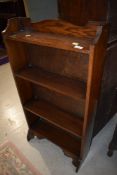 An early 20th Century oak bookshelf , dimensions approx. H107 W56 D21cm