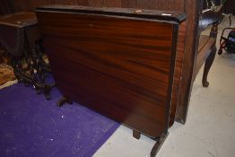 A vintage mahogany sutherland style dining table, width approx. 91cm